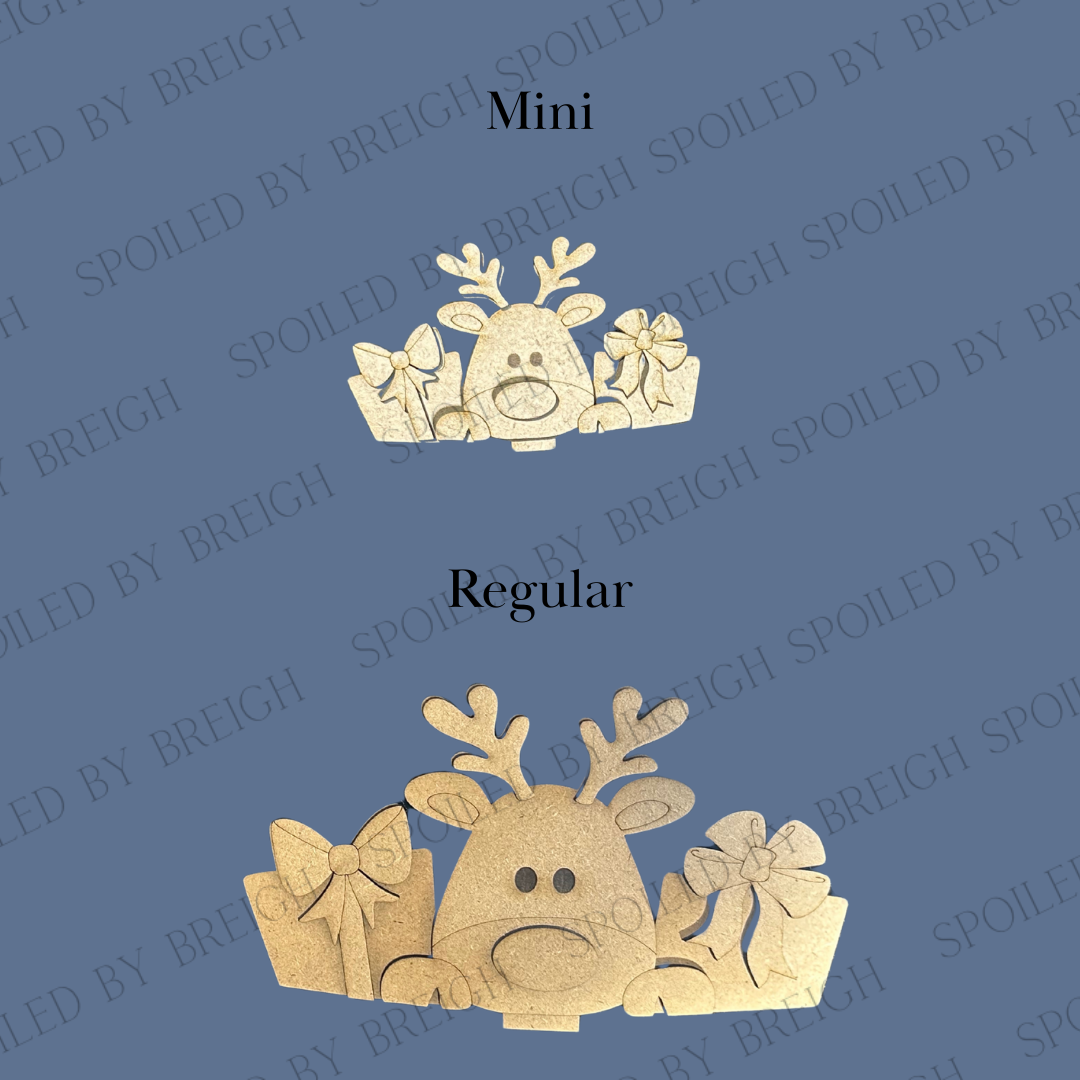 Reindeer with gifts Basket Insert