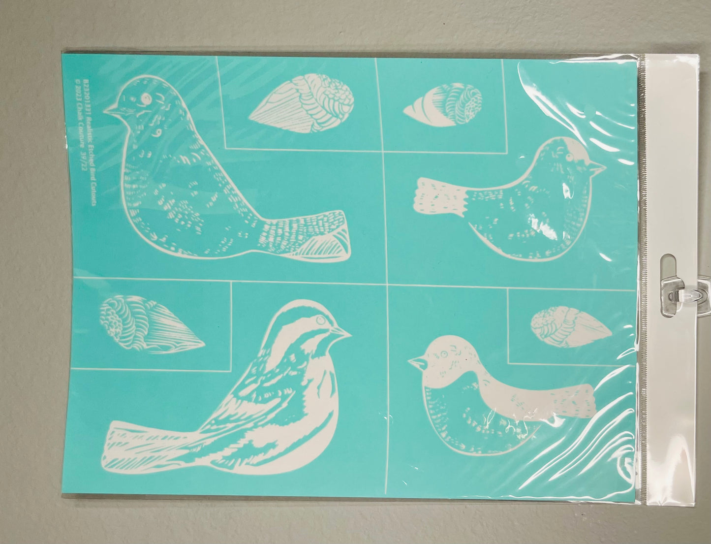 Realistic etched bird cutout