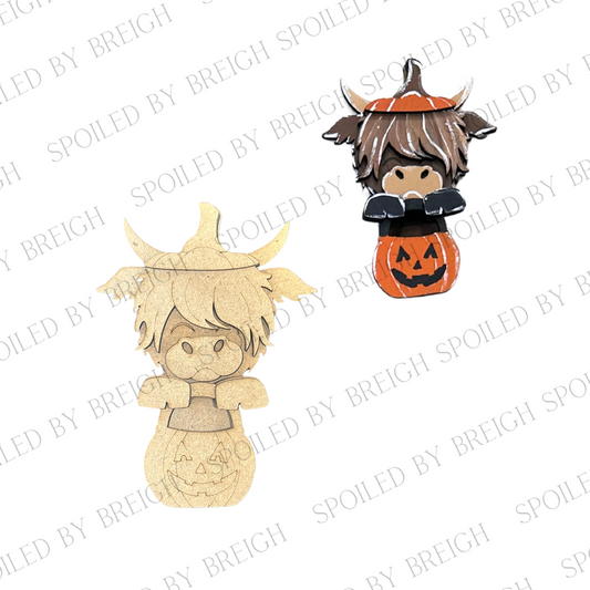 Mug Hugger- Highland Cow with Pumpkin